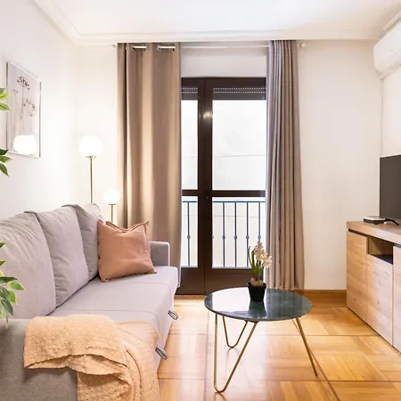 Charming Gran Via III Apartment Madrid Exterior photo